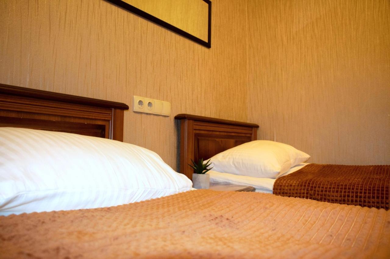 Bogdanov Yar Hotel Kiev Extérieur photo